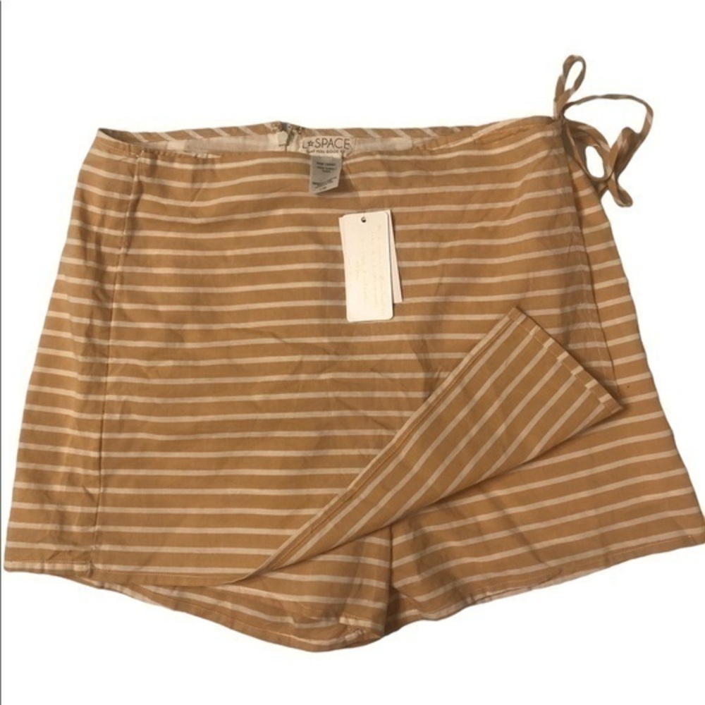 NWT! L*Space light cotton “Waikiki” skirt skort, caramel tan & white striped